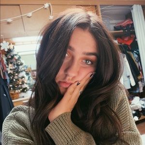 Meet your Posher, Emma